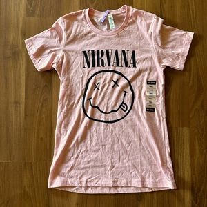 NWT Nirvana t-shirt size small pink Hot Topic